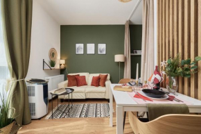 City Panorama Studio Apartments Jaworska 4 by Noclegi Renters